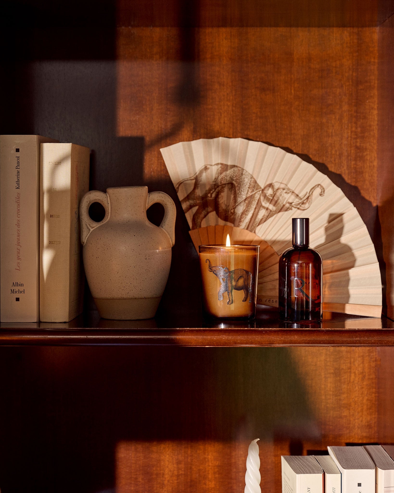 Éventail bois et tissu - La Réserve Boutique