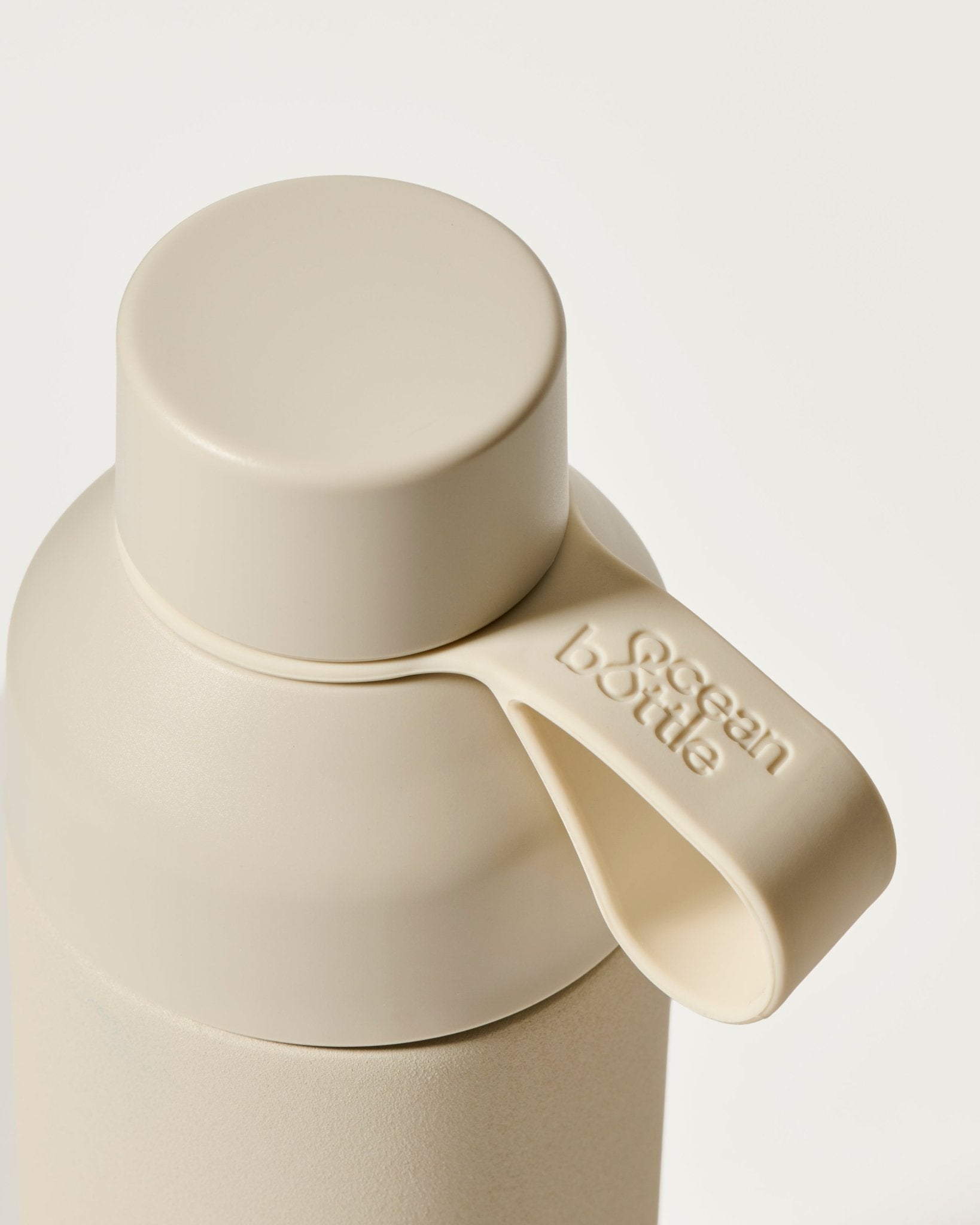 Gourde Écru - La Réserve x Ocean Bottle - La Réserve Boutique