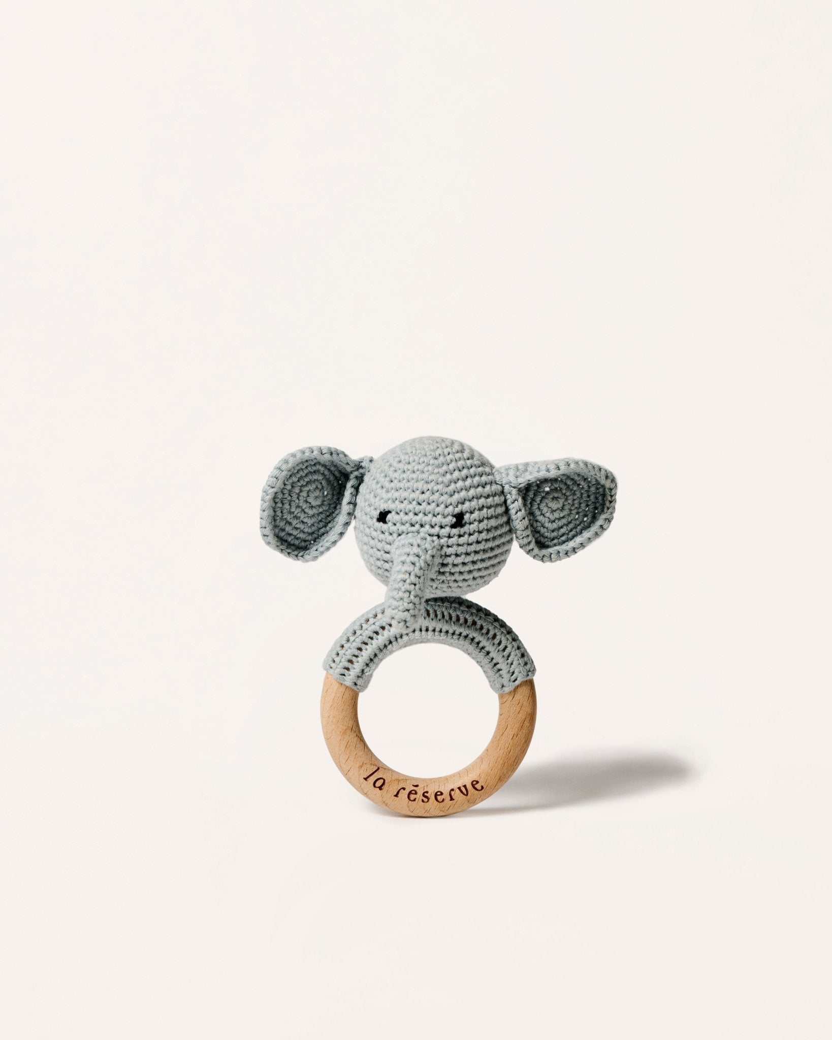 Hochet éléphant La Réserve - La Réserve Boutique