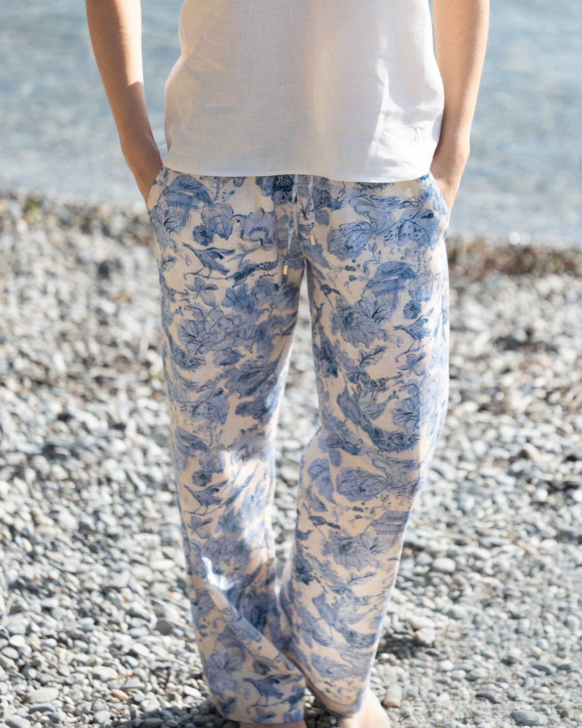 Pantalon de pyjama en coton & lin « Riviera Flora » - La Réserve Boutique