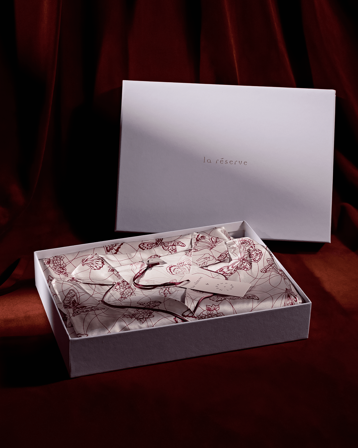 Ensemble pyjama en soie « Suite 504 » - La Réserve Boutique