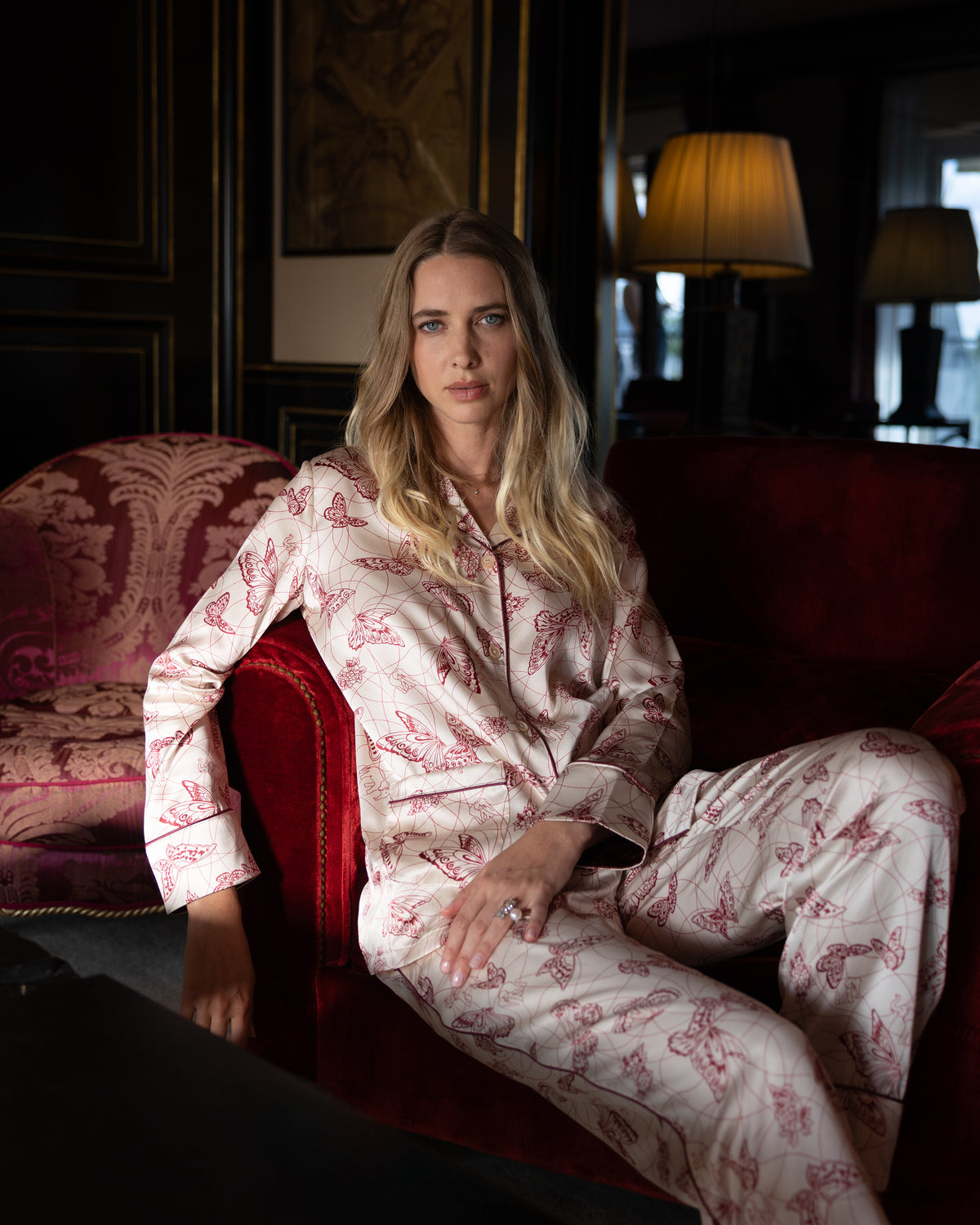 « Suite 504 » pyjamas & sleep mask set